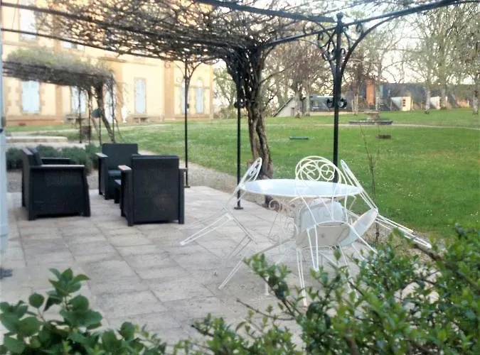 La Chapelle Du Chateau Lagarrigue