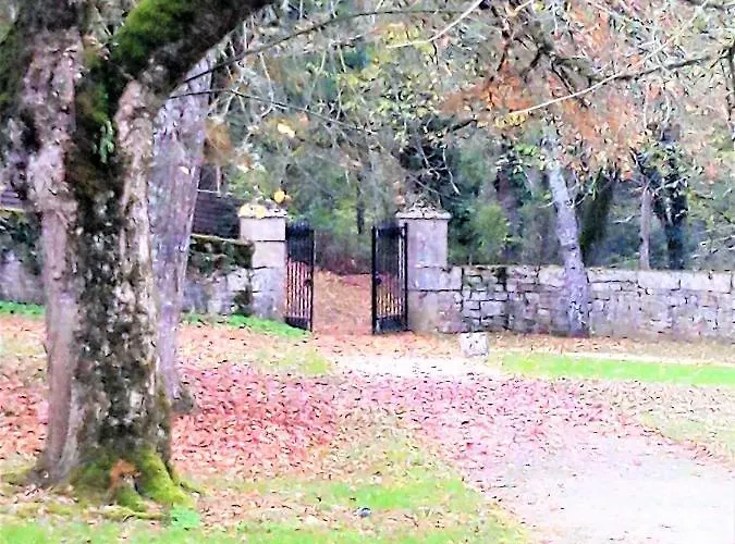 La Chapelle Du Chateau Lagarrigue Nyaraló *