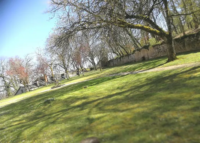 La Chapelle Du Chateau Lagarrigue Nyaraló *