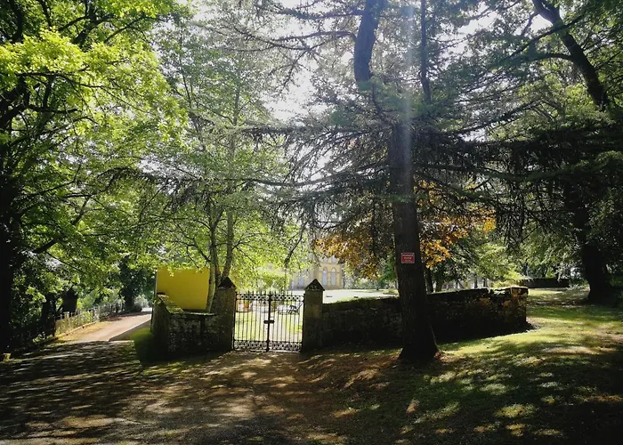La Chapelle Du Chateau Lagarrigue Nyaraló
